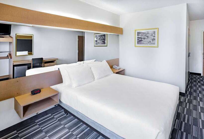 Microtel Inn & Suites By Wyndham Plattsburgh