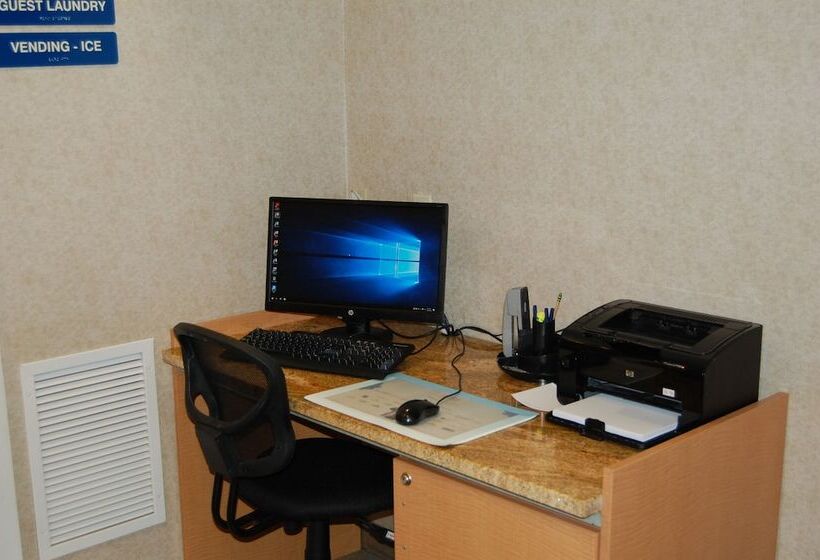 Microtel Inn & Suites By Wyndham Plattsburgh