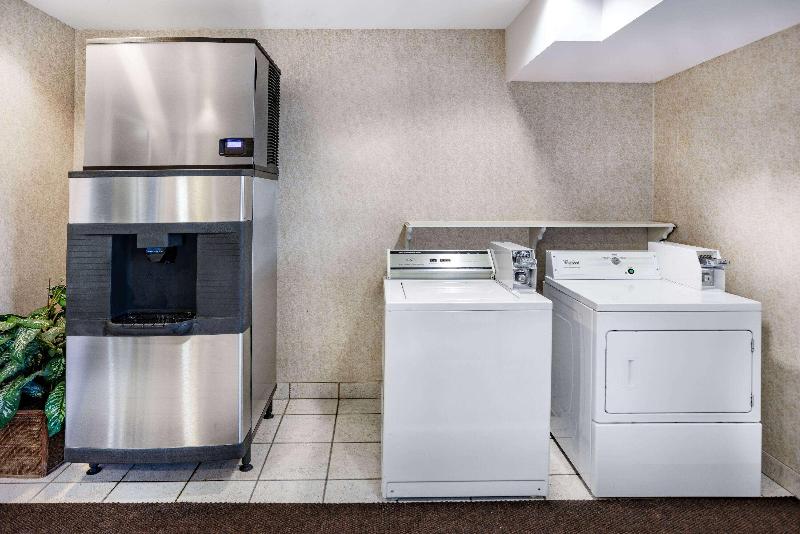 Microtel Inn & Suites By Wyndham Plattsburgh