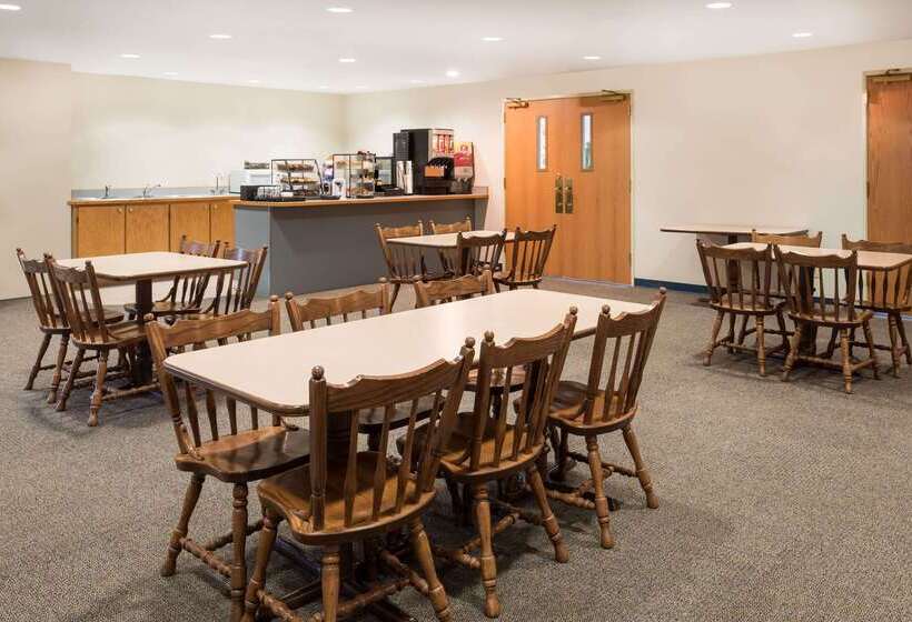 Microtel Inn & Suites By Wyndham Sainte Genevieve