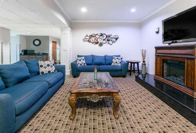 Microtel Inn And Suites Lafayette