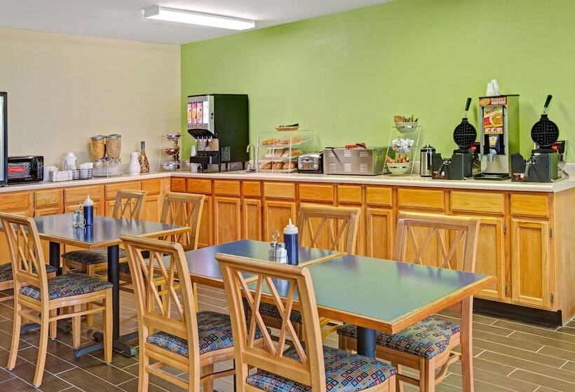 Microtel Inn & Suites By Wyndham Statesville