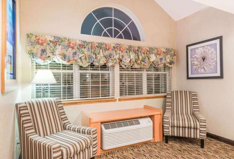 Microtel Inn & Suites By Wyndham Uncasville Casino Area