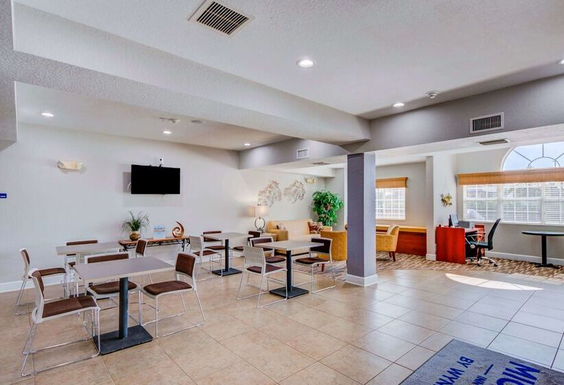 Microtel Inn And Suites   Zephyrhills