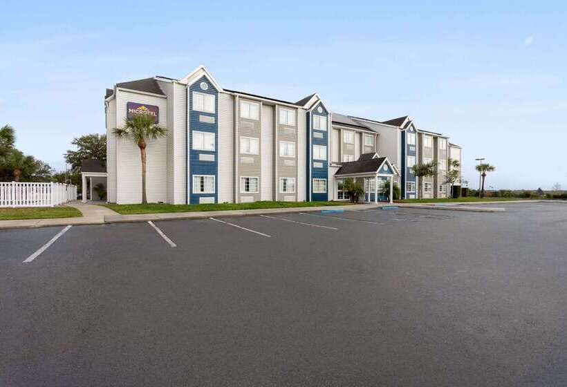 Microtel Inn And Suites   Zephyrhills