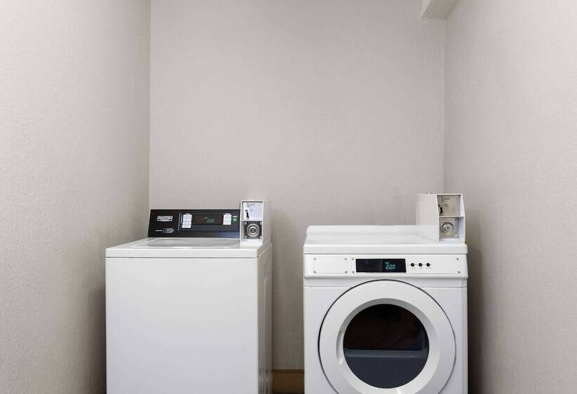 Microtel Inn And Suites   Zephyrhills