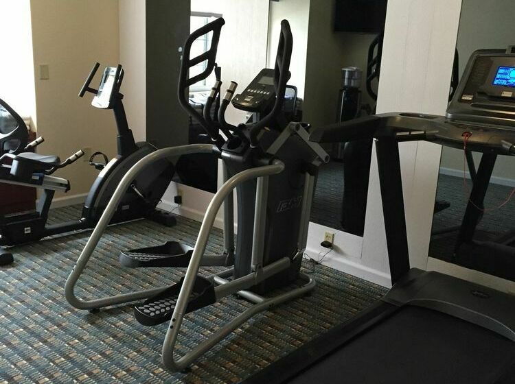 Microtel Inn & Suites By Wyndham Green Bay