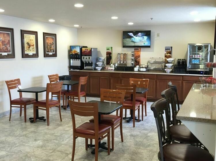 Microtel Inn & Suites By Wyndham Green Bay