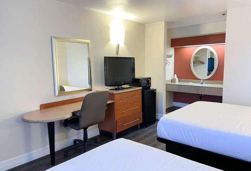 Motel 6 Barstow, Ca I15 And Lenwood Road