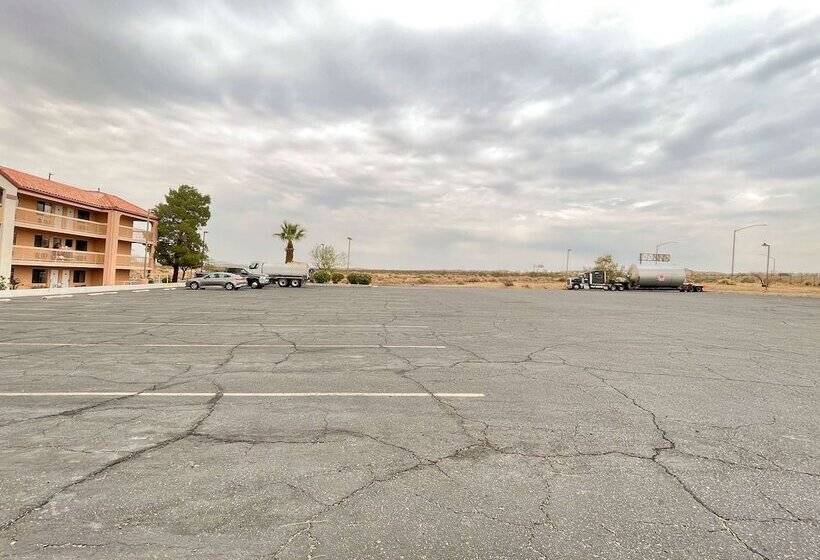Motel 6 Barstow, Ca I15 And Lenwood Road