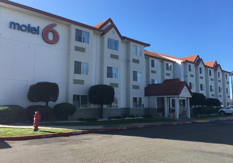 Motel 6 dixon, Ca