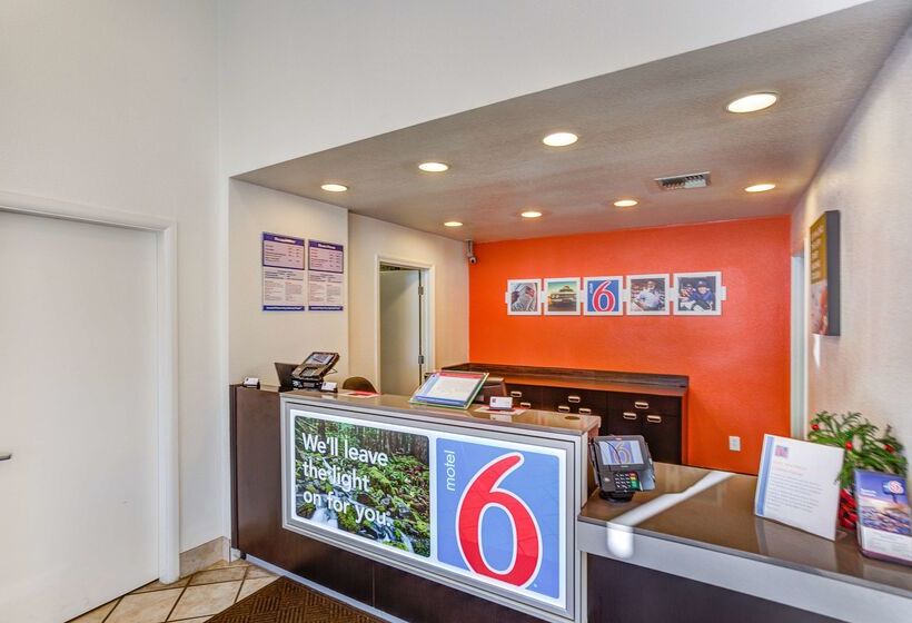 Motel 6portland, Or  Tigard West
