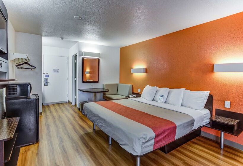 Motel 6portland, Or  Tigard West