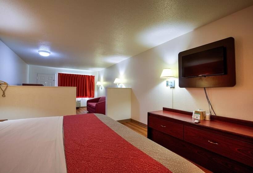 فندق على الطريق Super 7 Inn