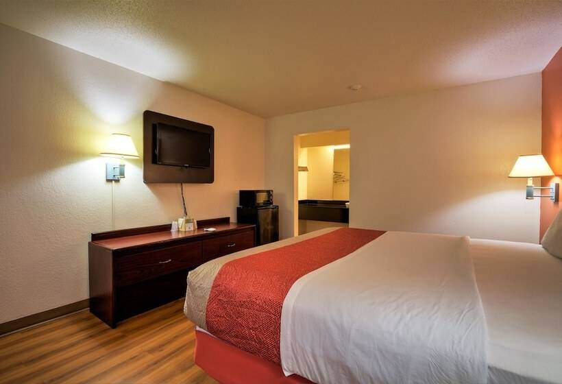 فندق على الطريق Super 7 Inn