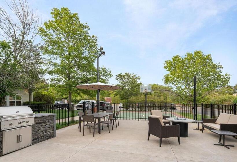 Residence Inn Long Island Holtsville