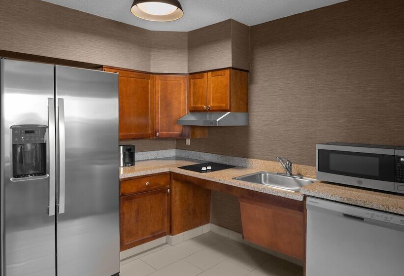 Residence Inn Long Island Holtsville