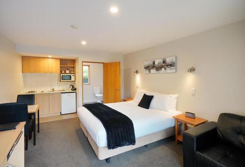 306 Motel Apartments