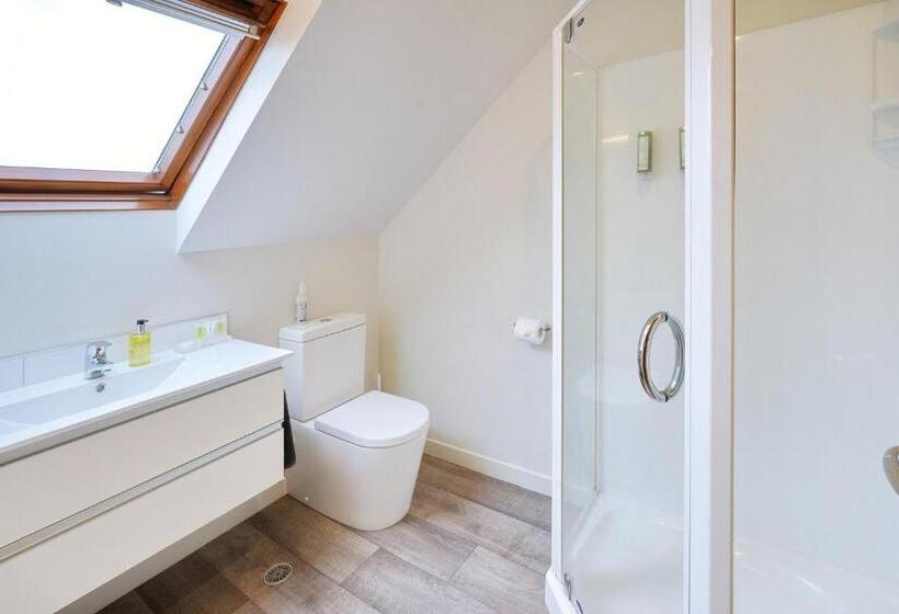 306 Motel Apartments