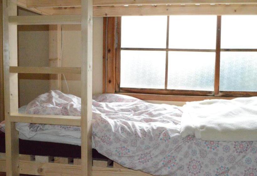 Общежитие Satoyama Guest House Couture