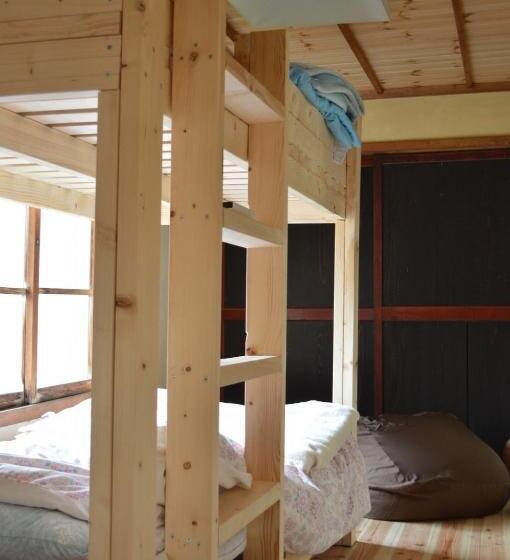 Общежитие Satoyama Guest House Couture