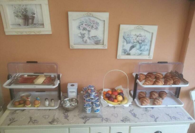 تختخواب و صبحانه Affittacamere Mariella