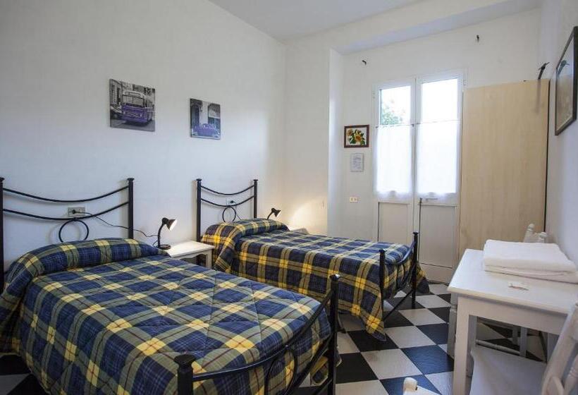 تختخواب و صبحانه Affittacamere Mariella