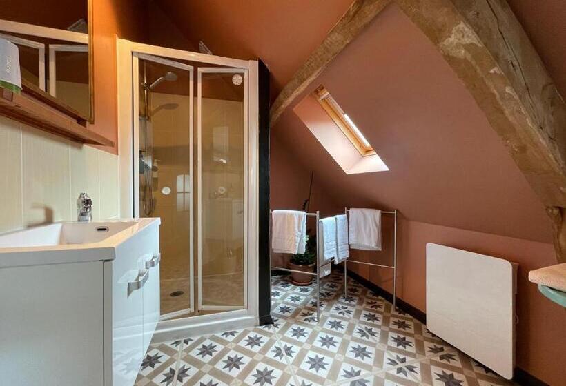 مبيت وإفطار Au Presbytère De Saigneville