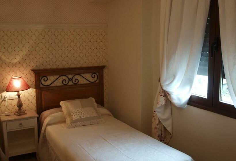 مبيت وإفطار Casa Gallán