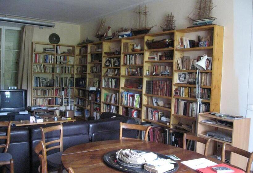 민박 Château Manoir De La Lèche