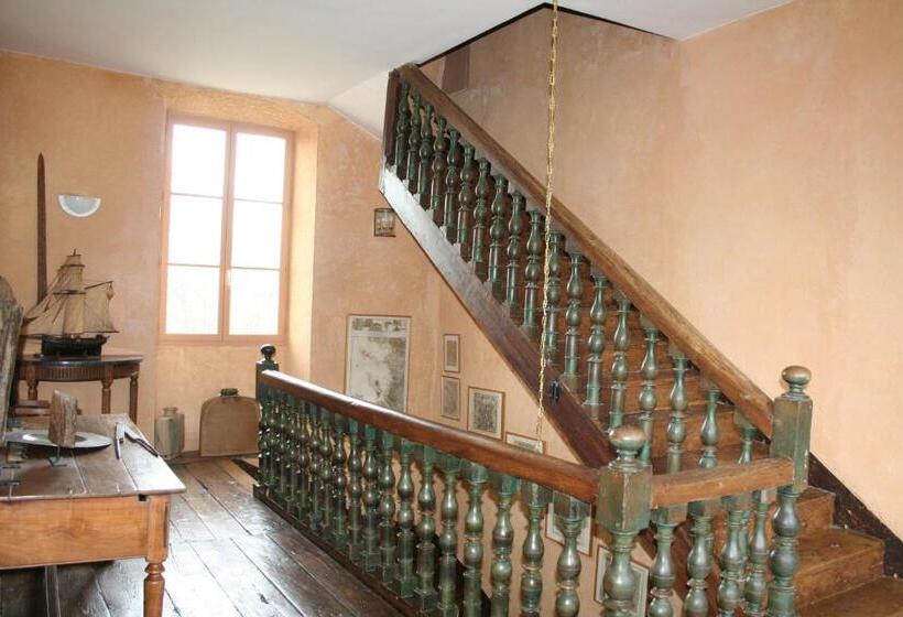 민박 Château Manoir De La Lèche