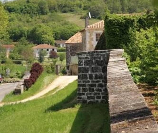 민박 Château Manoir De La Lèche