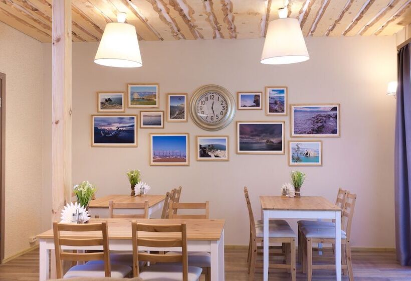 تختخواب و صبحانه Eco Hotel Edem