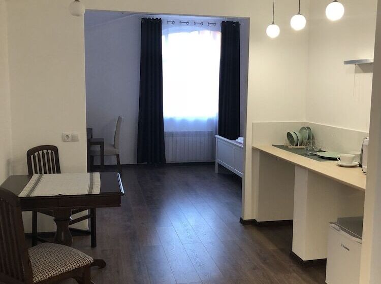 住宿加早餐  Guest House Agrodom