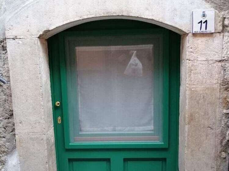 مبيت وإفطار La Casa Di Duilia