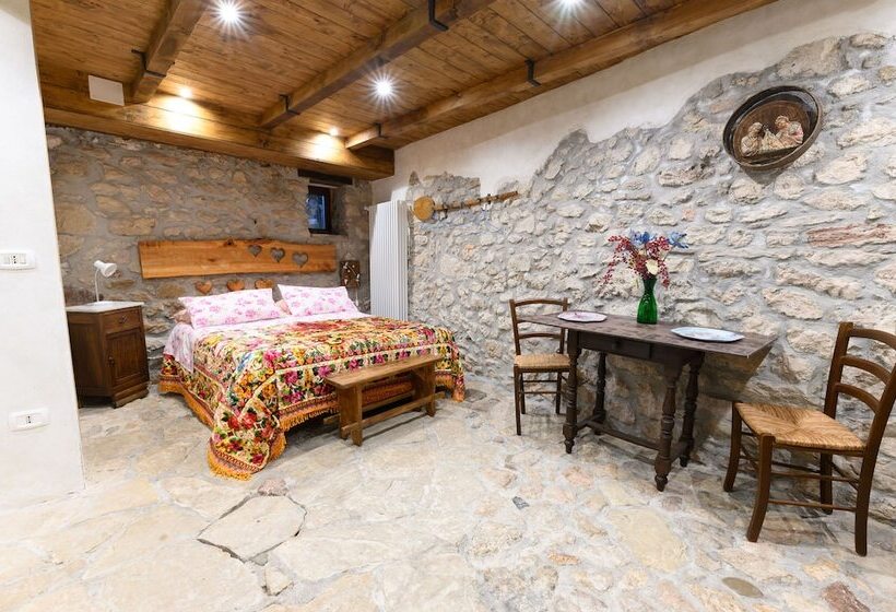 مبيت وإفطار La Casa Di Duilia