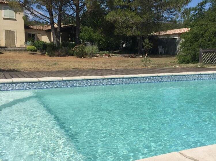 مبيت وإفطار La Chouette Villa