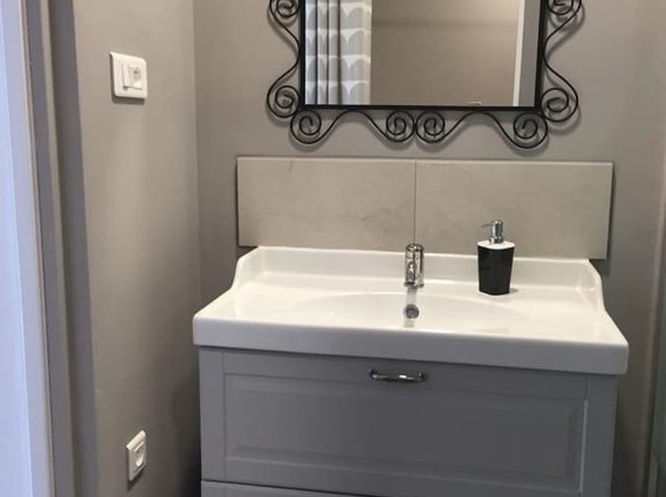 مبيت وإفطار La Chouette Villa