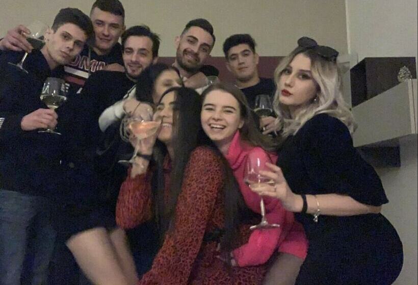 ベッドアンドブレックファースト Niifty Intera Villa Piscina Relax Idromassaggio E Sauna