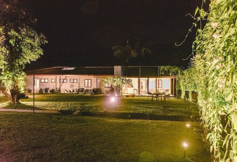 مبيت وإفطار Pinnawala Backpack Residencies