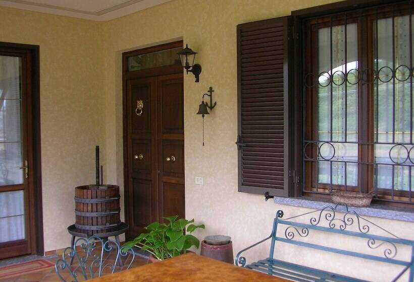 ベッドアンドブレックファースト Villa Romaniani