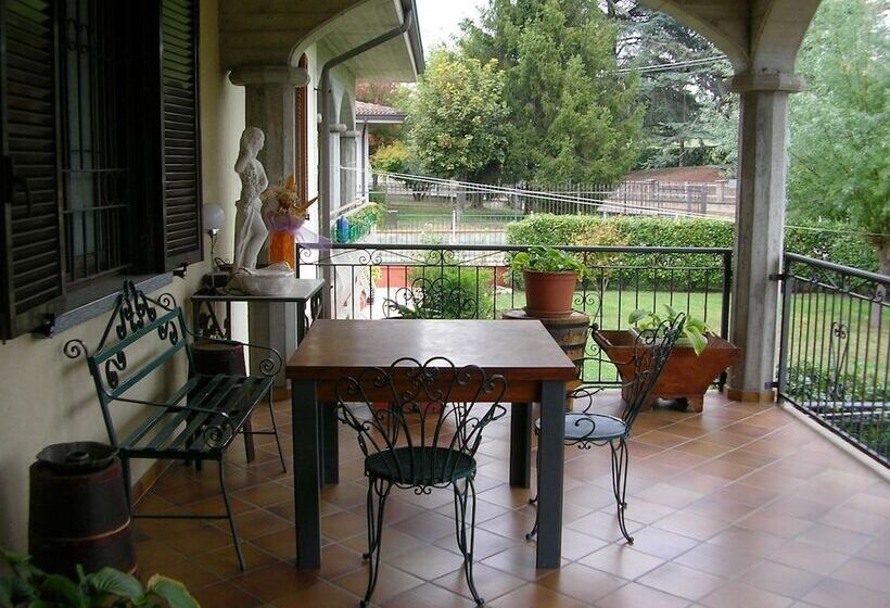 ベッドアンドブレックファースト Villa Romaniani