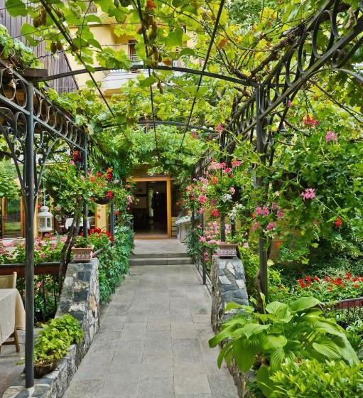 Family Hotel Edia Sandanski