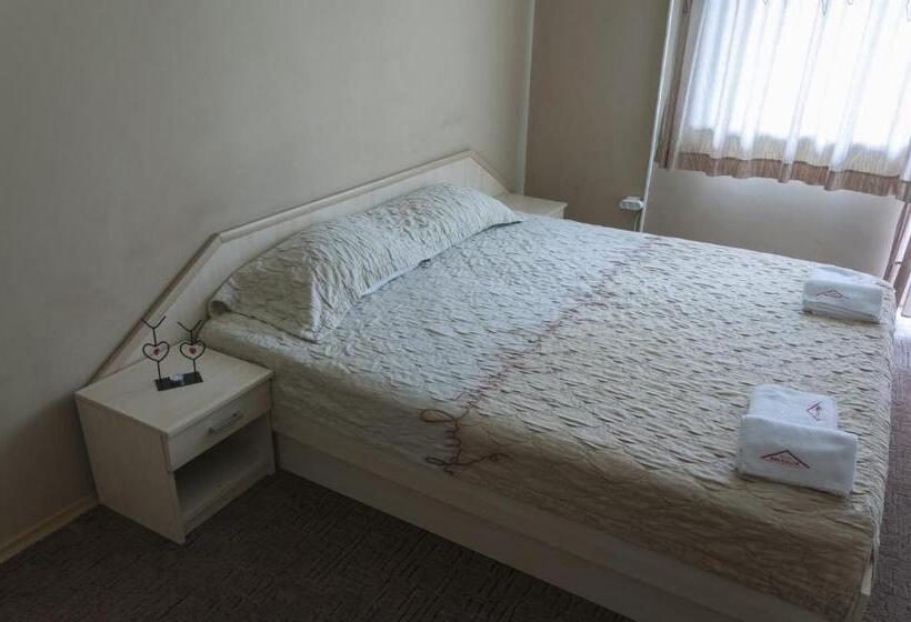 Family Hotel Pautalia