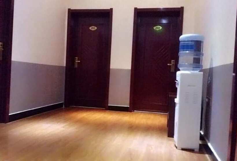 簡易ホテル Jiacheng Business