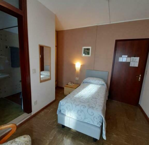 فندق Albergo Centrale
