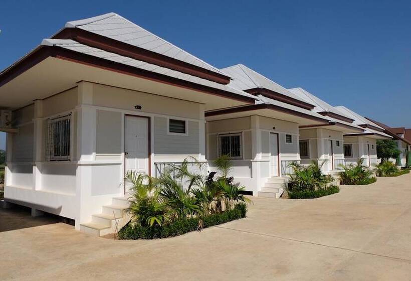 فندق Bualuang Boutique Resort