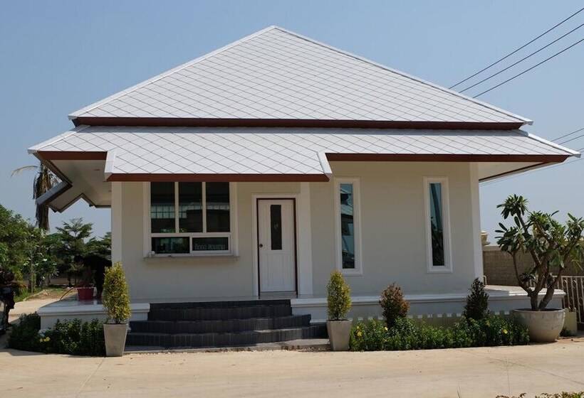 فندق Bualuang Boutique Resort