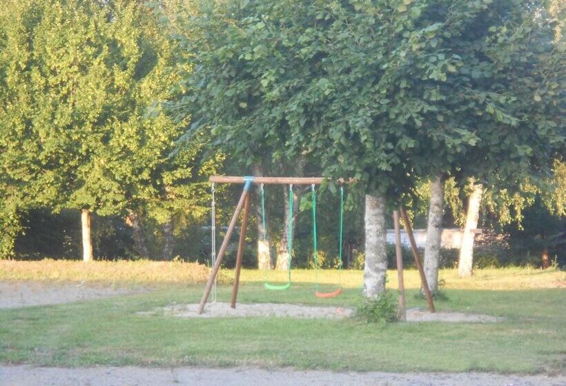 فندق Camping De Lagraulière