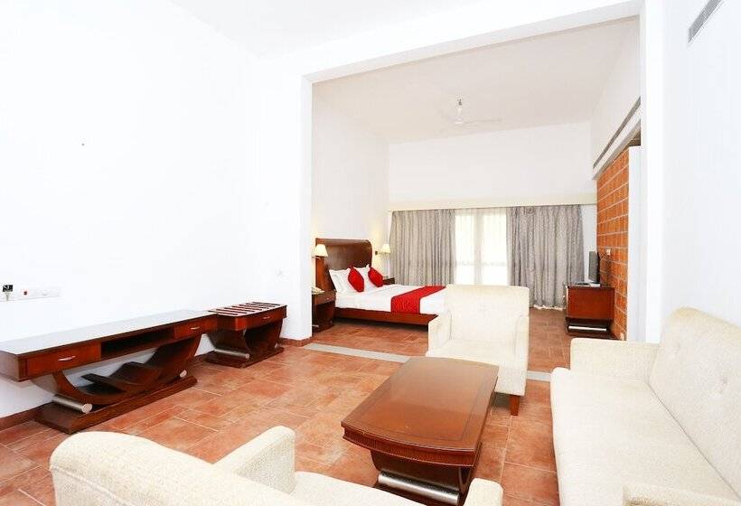 호텔 Capital O 29855 Island Inn